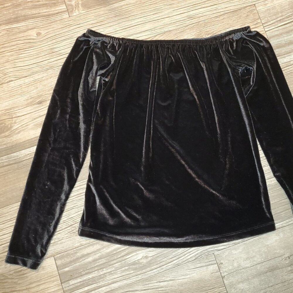 Silence + noise velvet off the shoulder top
